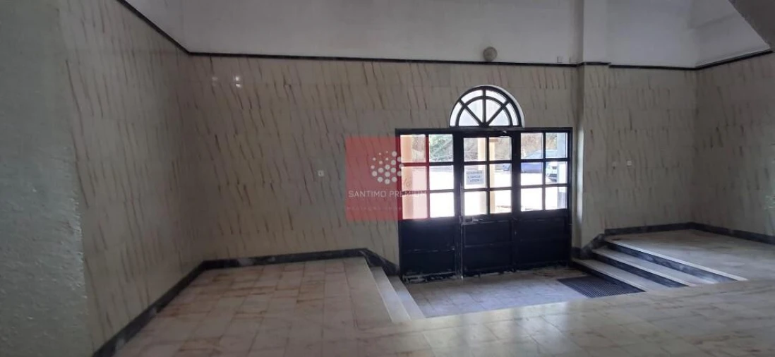 Apartamento T2 para Venda em Algueirão-Mem Martins Foto 32