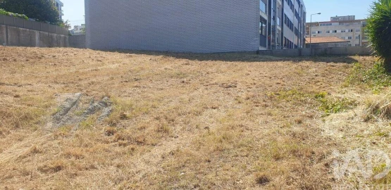 Terreno para Venda em São Mamede de Infesta e Senhora da Hora
