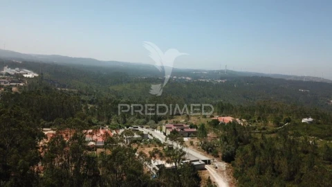 Terreno para Venda em São Mamede