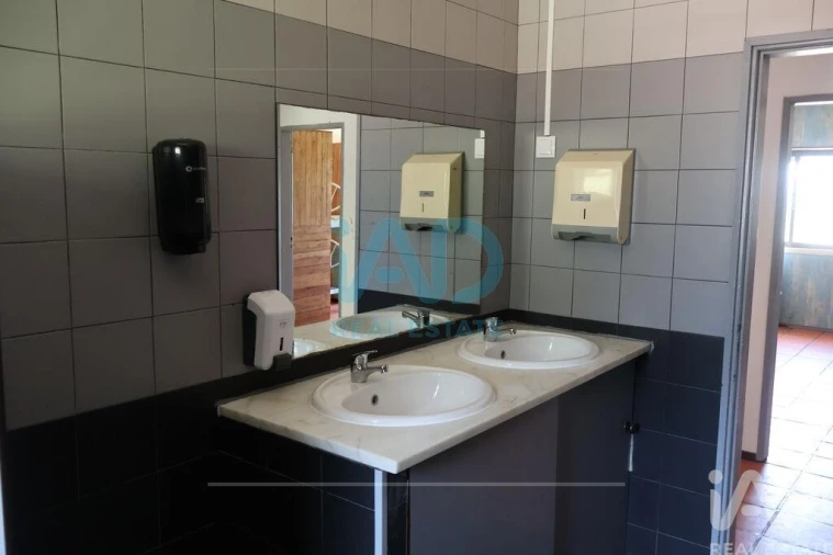 Quinta T5 para Venda em Roliça Foto 18