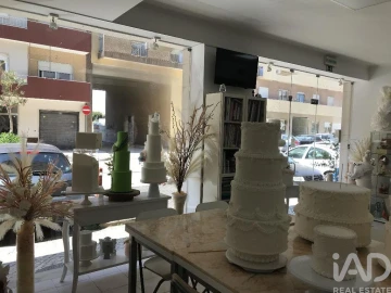 Loja para Venda em Nossa Senhora do Pópulo, Coto e São Gregório