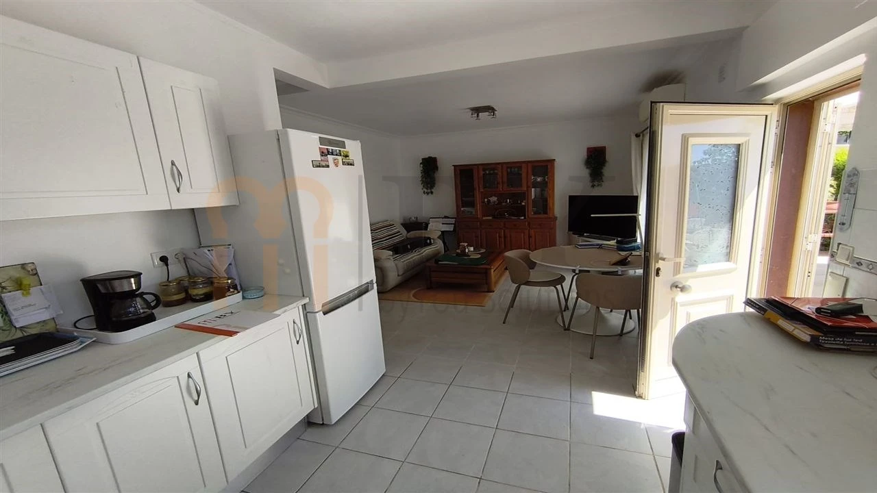 Moradia T2 para Venda em Azinhal Foto 8