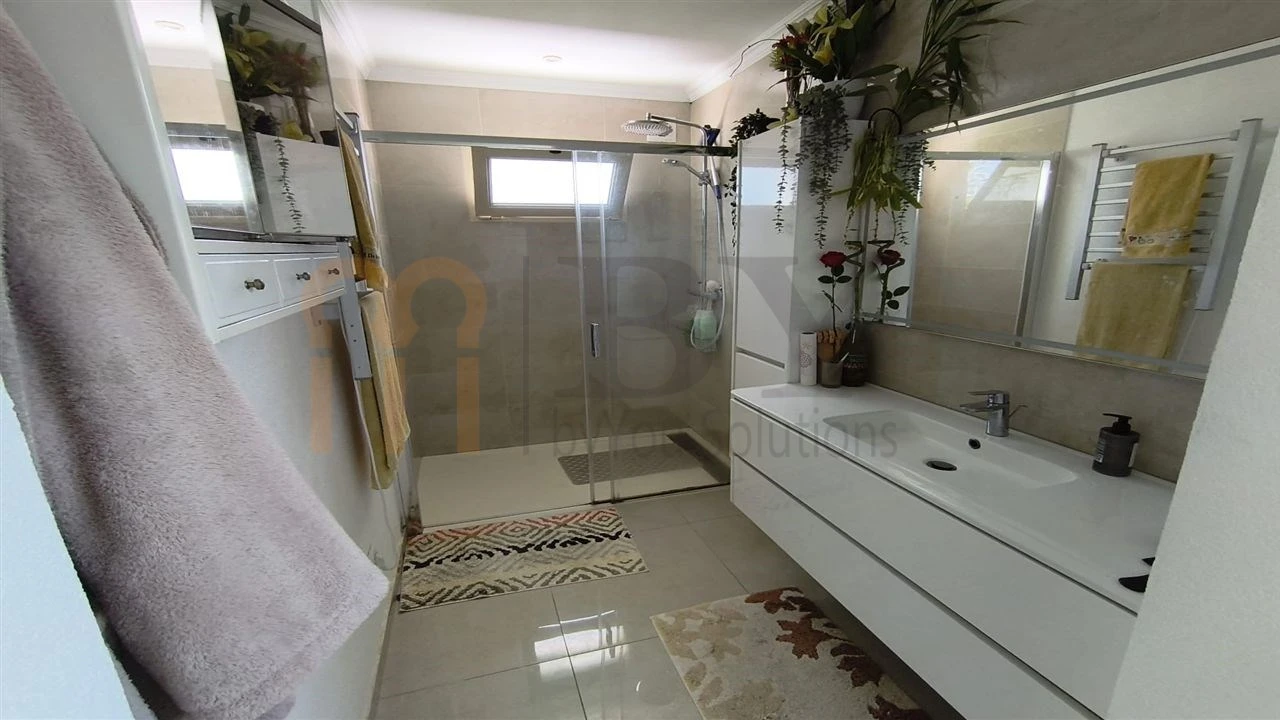 Moradia T2 para Venda em Azinhal Foto 17
