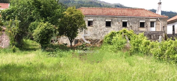 Moradia T3 para Venda em Refoios do Lima