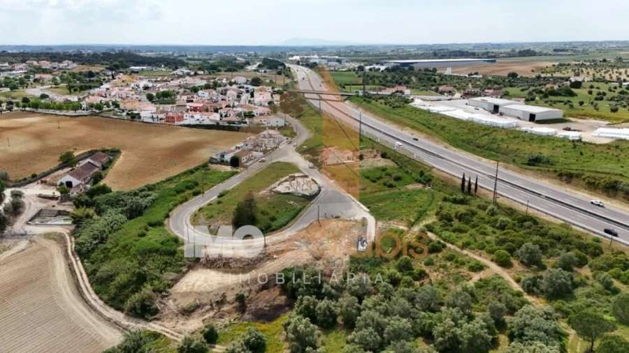 Terreno para Venda em Romeira e Várzea Foto 10