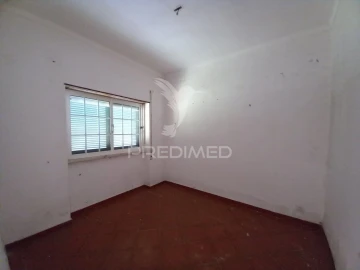 Moradia T3 para Venda em São Francisco