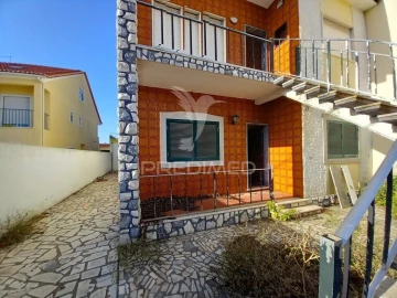 Moradia T3 para Venda em São Francisco