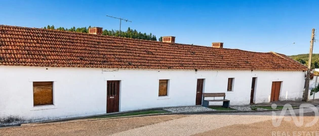Moradia T2 para Venda em Parreira e Chouto