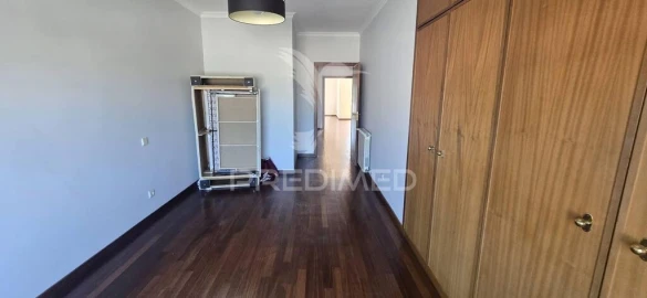 Apartamento T5 para Venda em São Vitor (Braga)