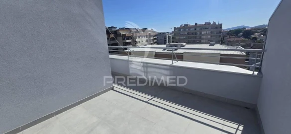 Apartamento T5 para Venda em São Vitor (Braga)