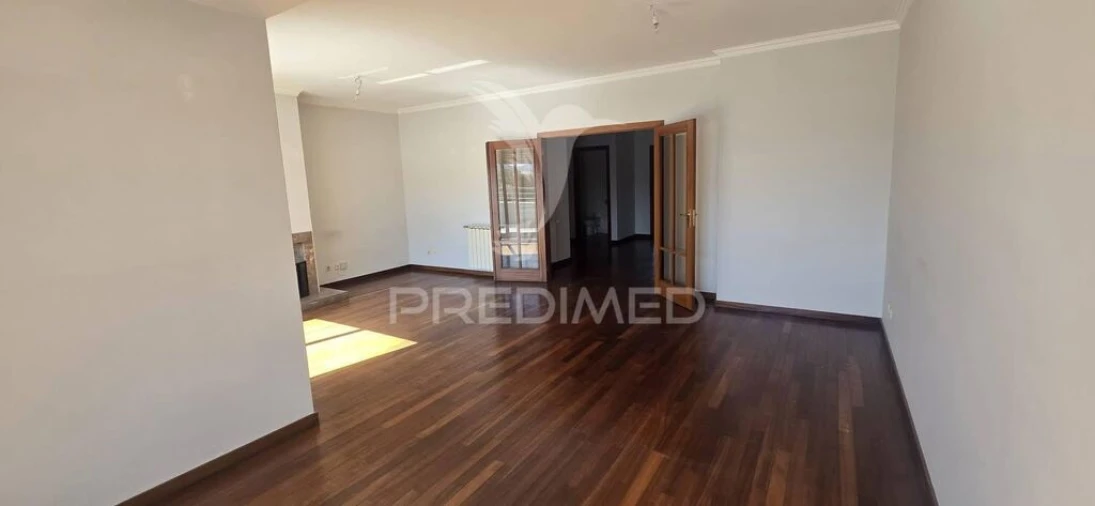 Apartamento T5 para Venda em São Vitor (Braga) Foto 4