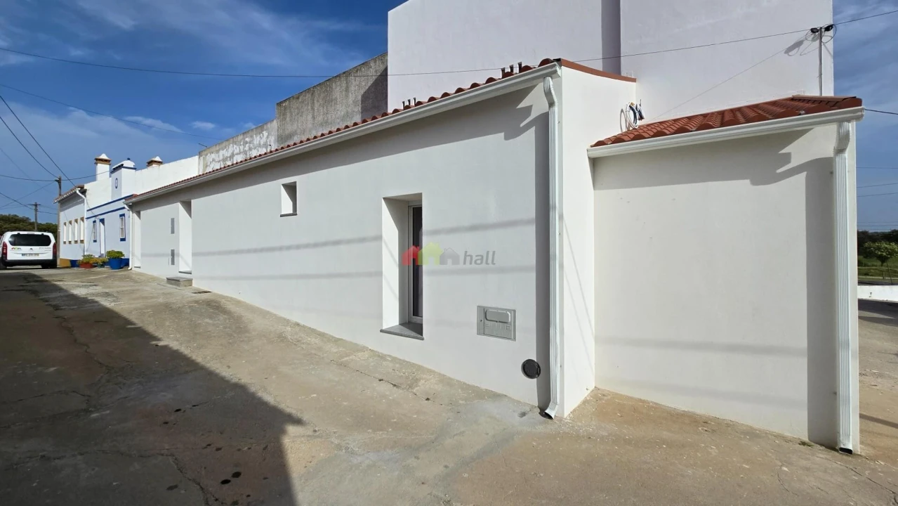 Moradia T1 para Venda em Nossa Senhora da Vila, Nossa Senhora do Bispo e Silveiras Foto 3