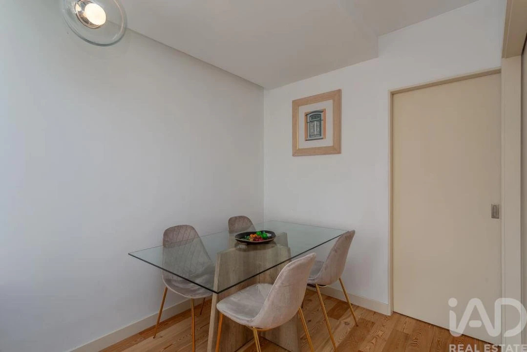 Apartamento T1 para Venda em Misericórdia Foto 14