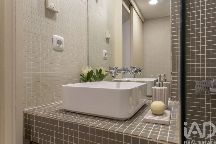 Apartamento T1 para Venda em Misericórdia Foto 18
