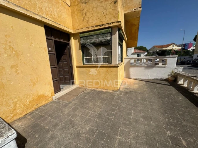 Moradia T5 para Venda em Faro (Sé e São Pedro) Foto 10