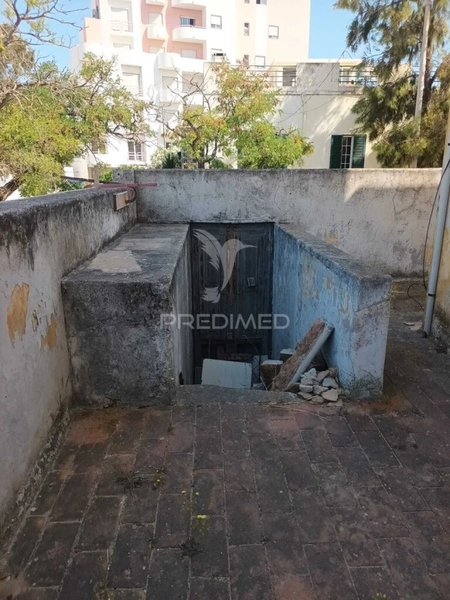 Moradia T5 para Venda em Faro (Sé e São Pedro) Foto 14
