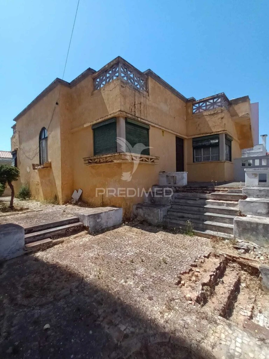 Moradia T5 para Venda em Faro (Sé e São Pedro) Foto 3