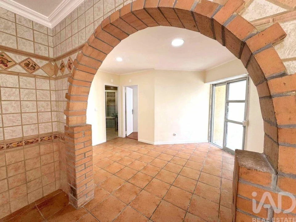 Apartamento T3 para Venda em Algueirão-Mem Martins Foto 3
