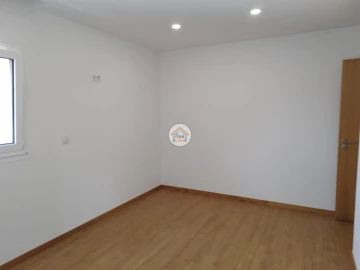 Apartamento T2 para Arrendamento em Viatodos, Grimancelos, Minhotães, Monte Fralães