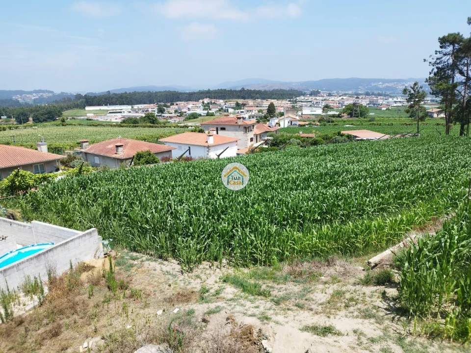 Apartamento T2 para Arrendamento em Viatodos, Grimancelos, Minhotães, Monte Fralães Foto 15