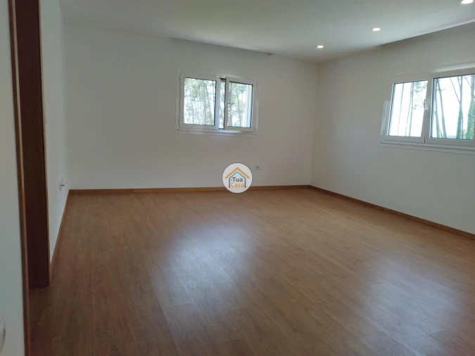 Apartamento T2 para Arrendamento em Viatodos, Grimancelos, Minhotães, Monte Fralães Foto 5