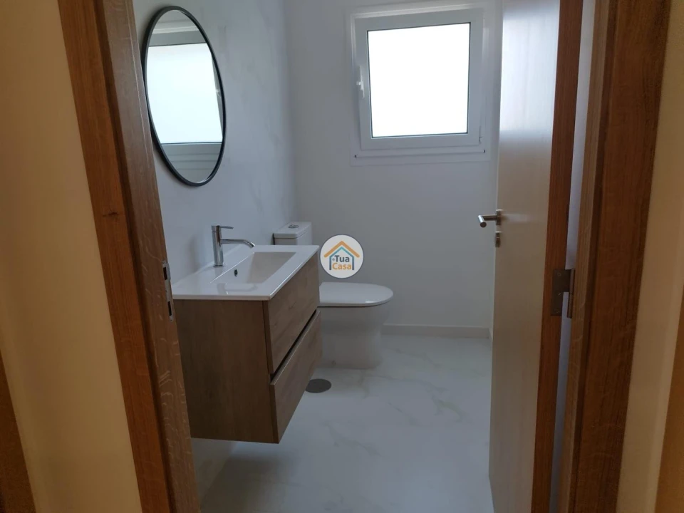 Apartamento T2 para Arrendamento em Viatodos, Grimancelos, Minhotães, Monte Fralães Foto 13