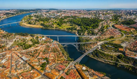 Terreno para Venda em Santa Marinha e São Pedro da Afurada