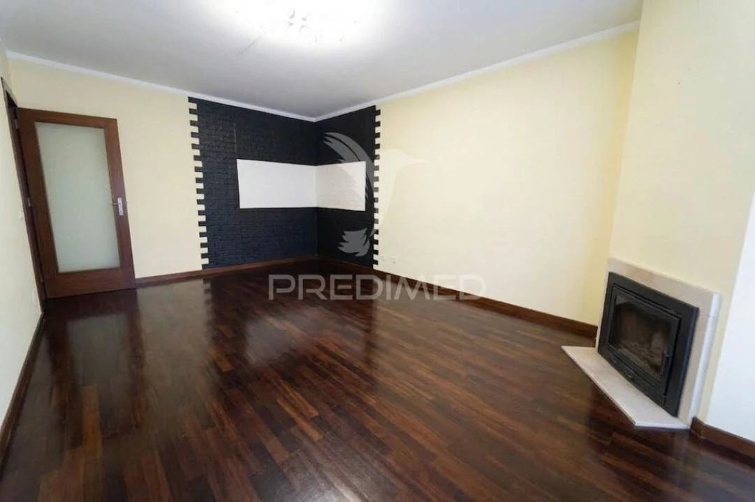Apartamento T2 para Venda em Valongo Foto 5
