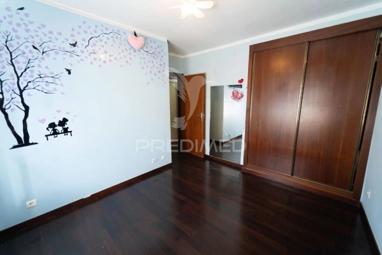 Apartamento T2 para Venda em Valongo Foto 19
