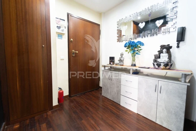 Apartamento T2 para Venda em Valongo Foto 3