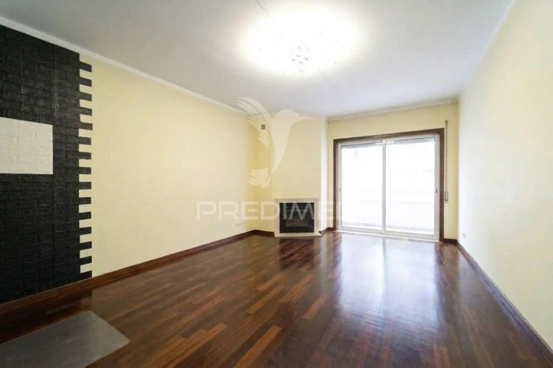 Apartamento T2 para Venda em Valongo Foto 1