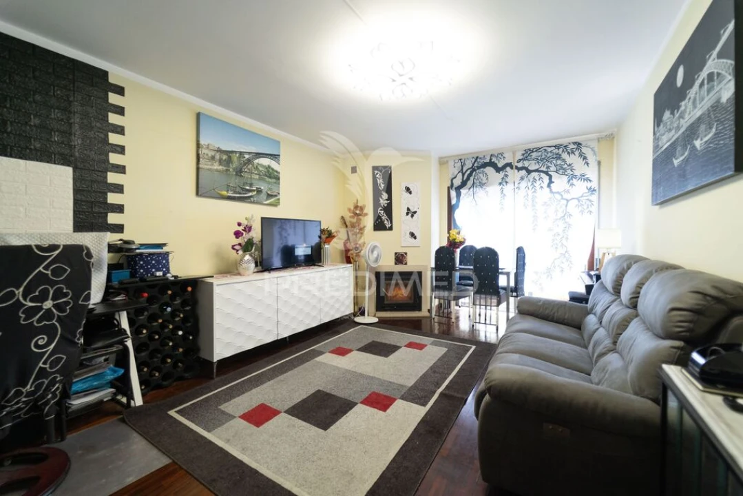 Apartamento T2 para Venda em Valongo Foto 4