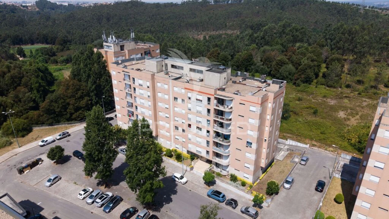 Apartamento T2 para Venda em Valongo Foto 19