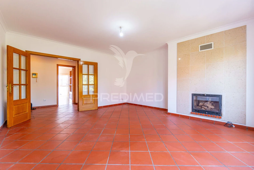 Apartamento T3 para Venda em Sines Foto 2