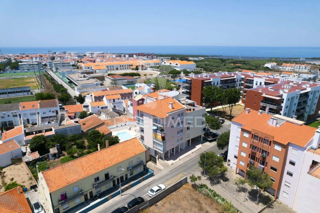 Apartamento T3 para Venda em Sines Foto 20