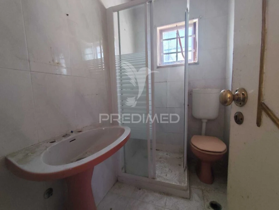 Moradia T3 para Venda em Charneca de Caparica e Sobreda Foto 9