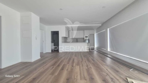 Apartamento T3 para Venda em Cabanelas