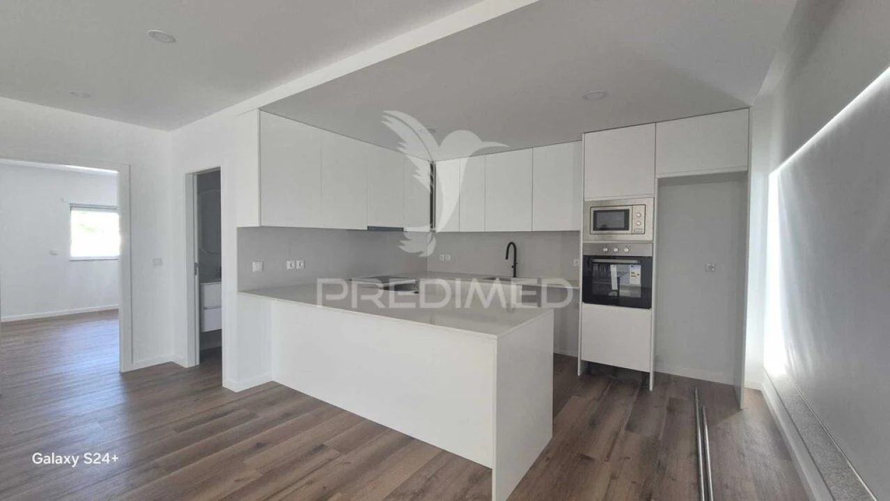 Apartamento T3 para Venda em Cabanelas Foto 4