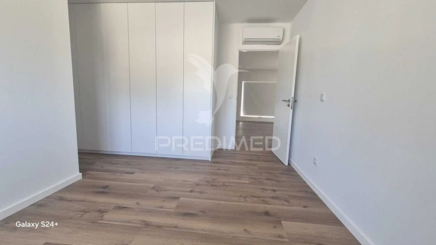 Apartamento T3 para Venda em Cabanelas Foto 12