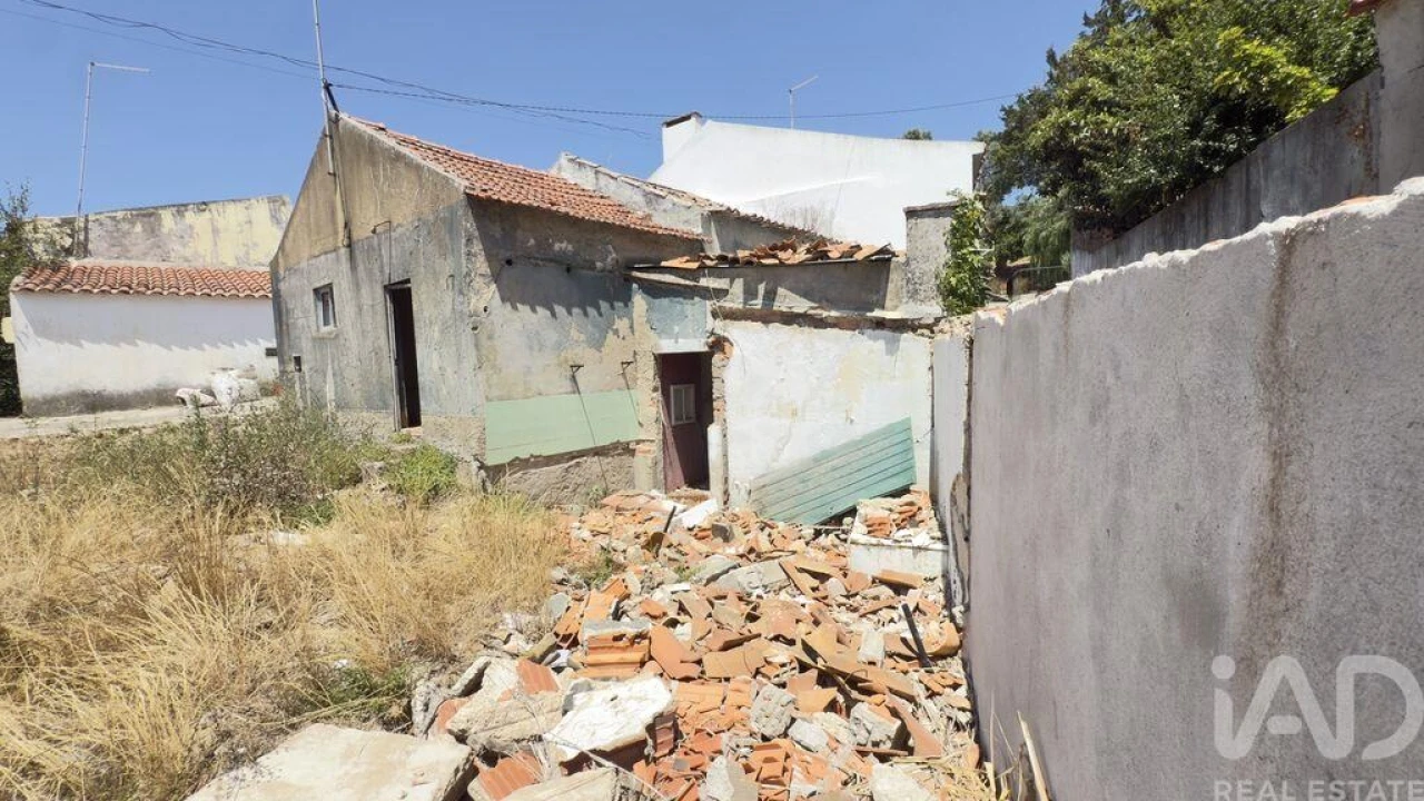 Moradia T2 para Venda em Ventosa Foto 7
