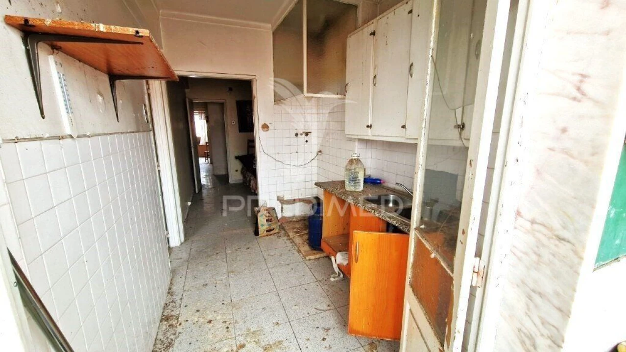 Apartamento T2 para Venda em Vila Franca de Xira Foto 12