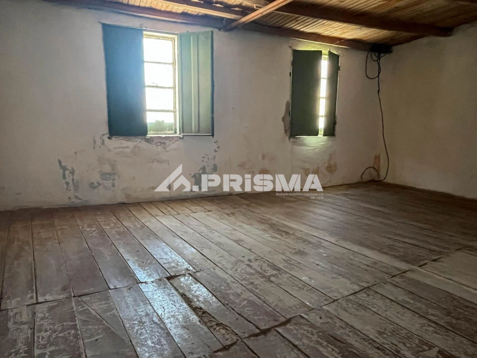 Moradia T2 para Venda em Fratel Foto 11