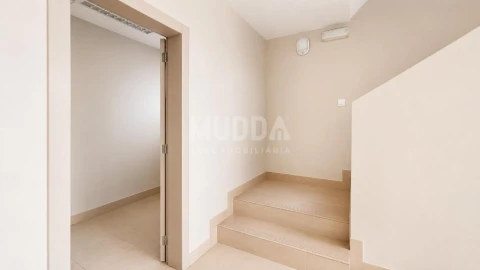 Prédio para Venda em Ovar, São João, Arada e São Vicente de Pereira Jusã