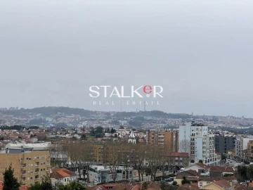 Moradia T5 para Venda em Gondomar (São Cosme), Valbom e Jovim