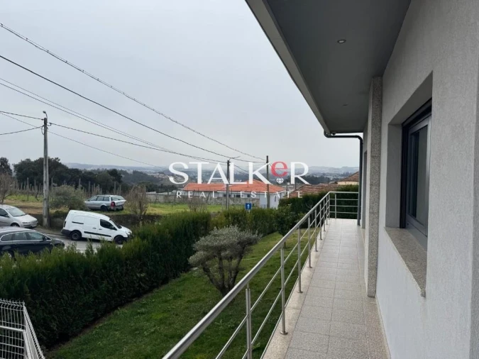 Moradia T5 para Venda em Gondomar (São Cosme), Valbom e Jovim Foto 12