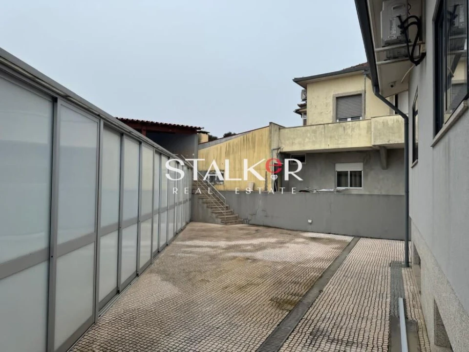 Moradia T5 para Venda em Gondomar (São Cosme), Valbom e Jovim Foto 2