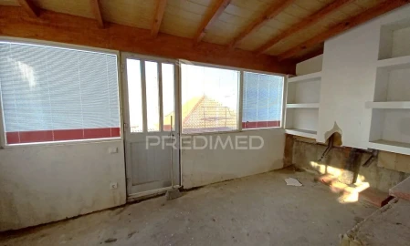 Moradia T2 para Venda em São Francisco