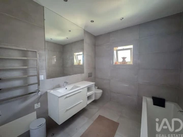 Moradia T3 para Venda em Luz