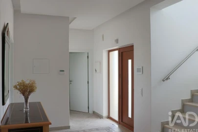 Moradia T3 para Venda em Luz