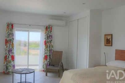 Moradia T3 para Venda em Luz